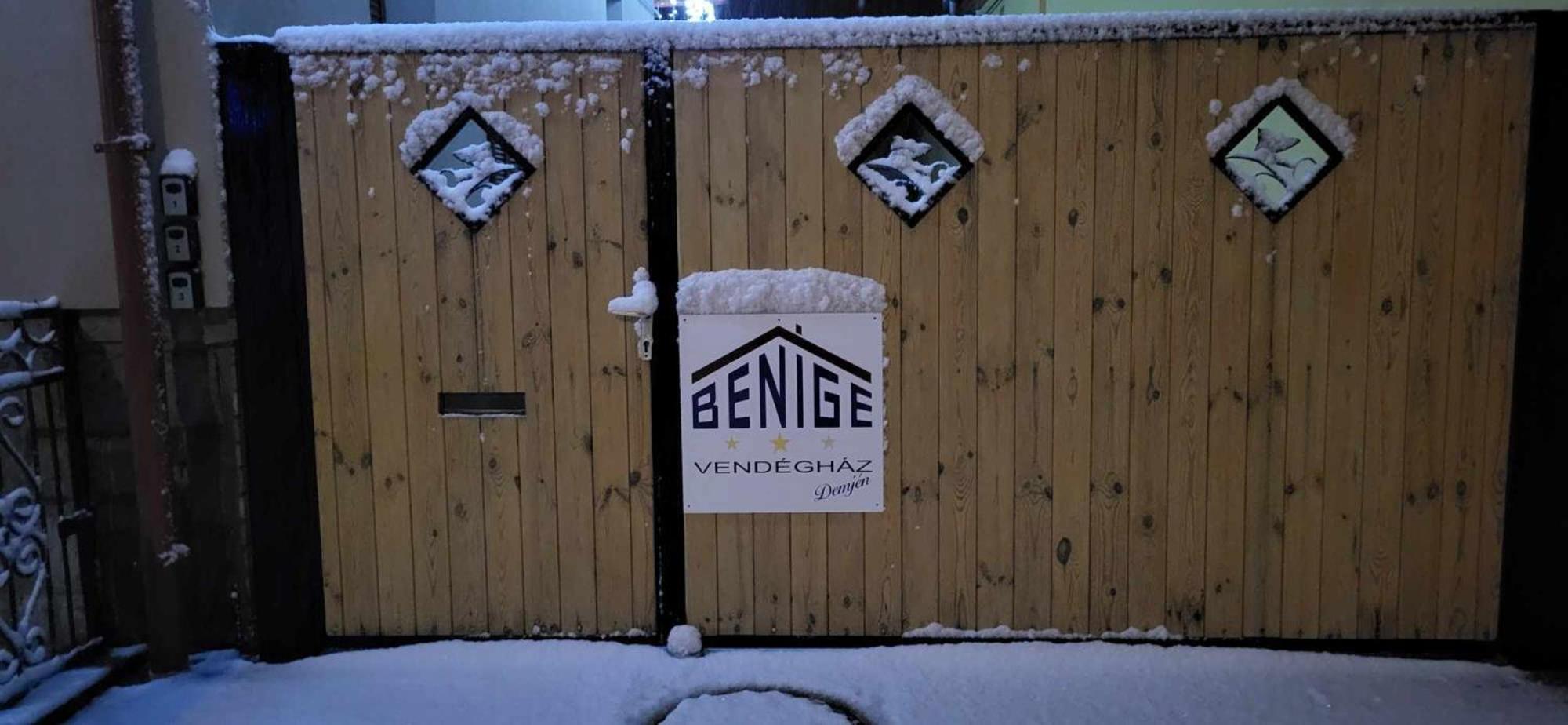 Benige Vendeghaz Hotel Demjen Exterior photo